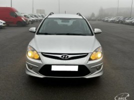 Hyundai i30, 1.6 l., universal | 4