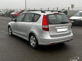 Hyundai i30, 1.6 l., universal | 3