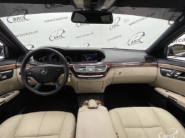 Mercedes-Benz S320, 3.0 l., saloon | 2