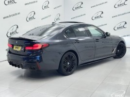 BMW M550, 4.4 l., sedanas | 1