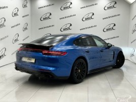 Porsche Panamera | 1