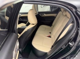 Lexus CT 200h, 1.8 l., Хэтчбек | 3