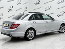 Mercedes-Benz C250, 2.5 l., Седан | 1