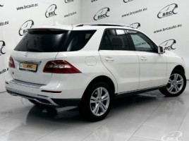 Mercedes-Benz ML350 | 1