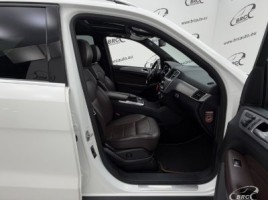 Mercedes-Benz ML350, 3.0 l., cross-country | 3