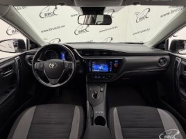 Toyota Auris, 1.8 l., hečbekas | 2