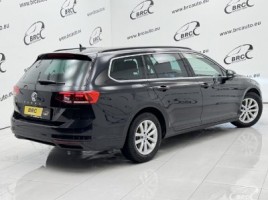 Volkswagen Passat, 2.0 l., Универсал | 2