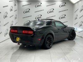Dodge Challenger | 1