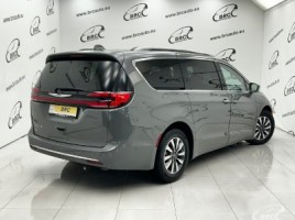 Chrysler Pacifica | 1