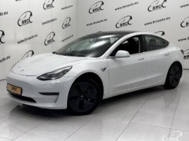 Tesla Model 3 saloon