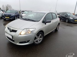 Toyota Auris hečbekas