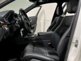 Mercedes-Benz E350 | 4