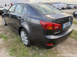 Lexus IS 220 | 1