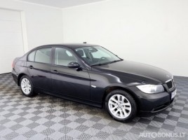 BMW 318 седан