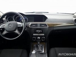 Mercedes-Benz C250 | 4