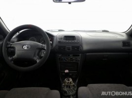 Toyota Corolla, 1.6 l., Седан | 4