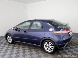 Honda Civic, 1.8 l., hečbekas | 3
