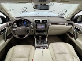Lexus GX 460, 4.6 l., cross-country | 2