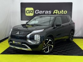Mitsubishi Outlander cross-country