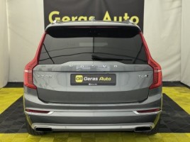 Volvo XC90 | 4