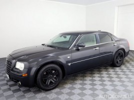 Chrysler 300, 5.7 l., saloon | 1