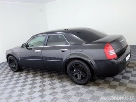 Chrysler 300, 5.7 l., saloon | 3