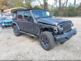 Jeep Wrangler cross-country