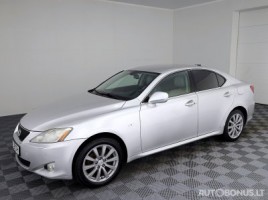 Lexus IS 220 | 1