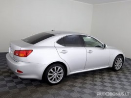 Lexus IS 220 | 2