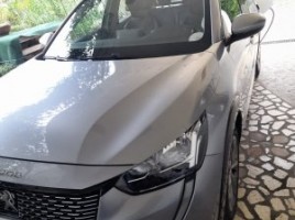 Peugeot 208 | 3