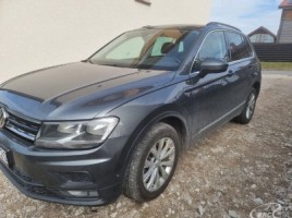 Volkswagen Tiguan | 1