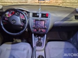 Volkswagen Jetta, 1.4 l., Седан | 3