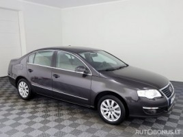 Volkswagen Passat saloon