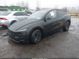Tesla Model Y | 1