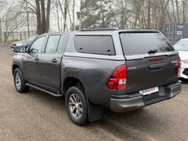 Toyota Hilux | 3