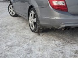 Mercedes-Benz C180 | 1