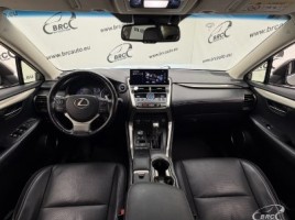 Lexus NX 300h, 2.5 l., cross-country | 2