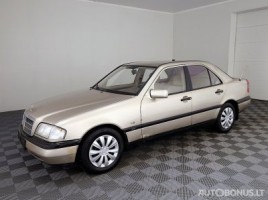 Mercedes-Benz C230 | 1