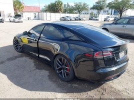 Tesla Model S, hečbekas | 2