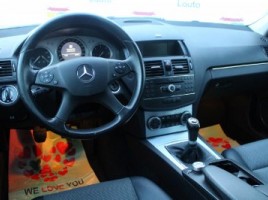Mercedes-Benz C200, 2.1 l. | 4