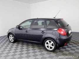 Kia Cee'd, 1.6 l., Хэтчбек | 3