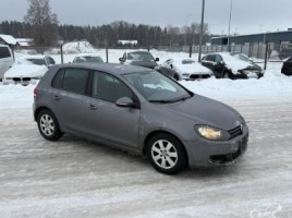 Volkswagen Golf, 1.6 l., hatchback | 4