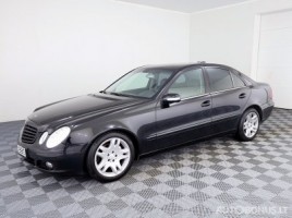 Mercedes-Benz E200, 2.1 l., saloon | 1