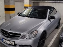 Mercedes-Benz 350 | 1