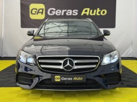 Mercedes-Benz E400 | 1