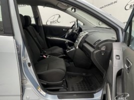 Toyota Corolla, 2.0 l., Минивэн | 3