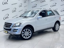 Mercedes-Benz ML350 cross-country