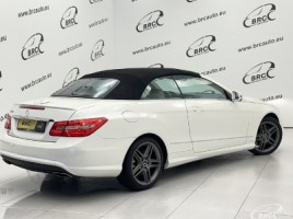 Mercedes-Benz E550 | 3