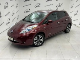Nissan Leaf hatchback