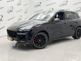 Porsche Cayenne внедорожник